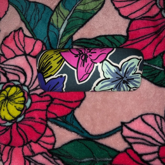 Glasses case - Picture 2 of 2